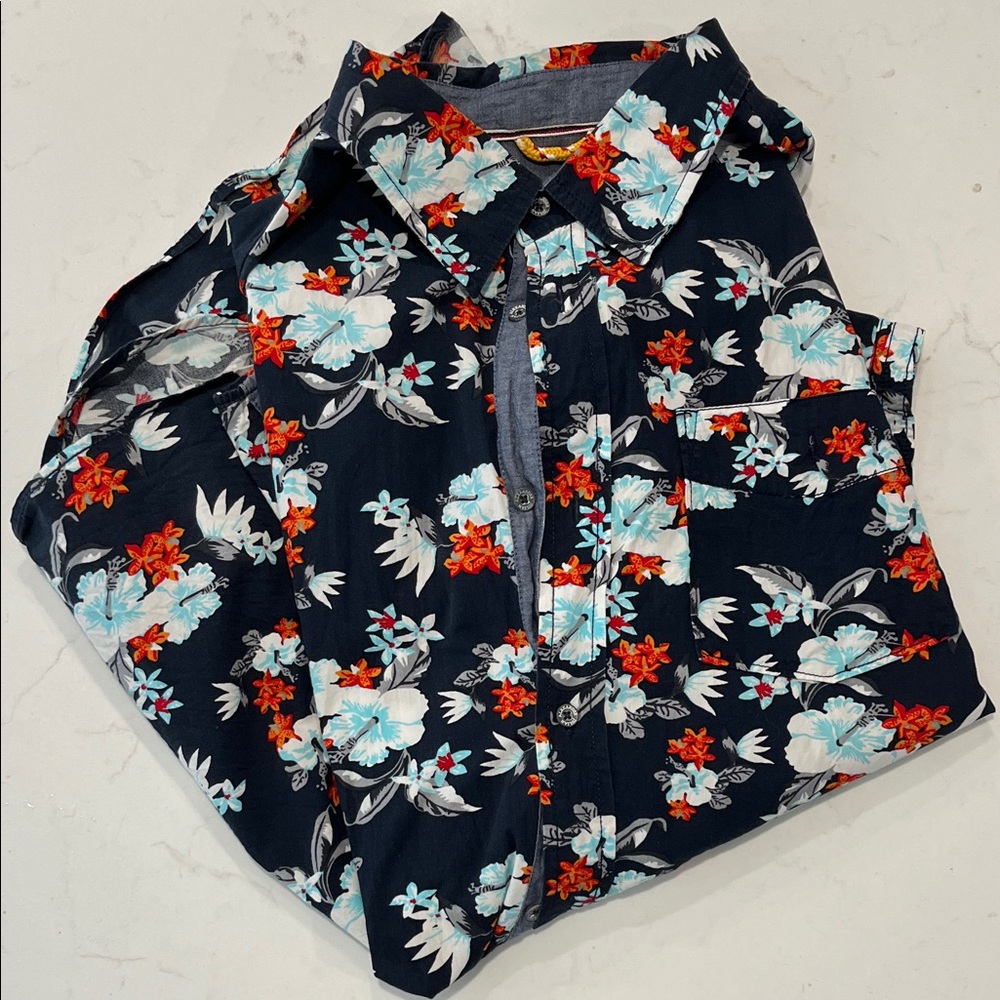 Men’s floral short sleeve button down shirt